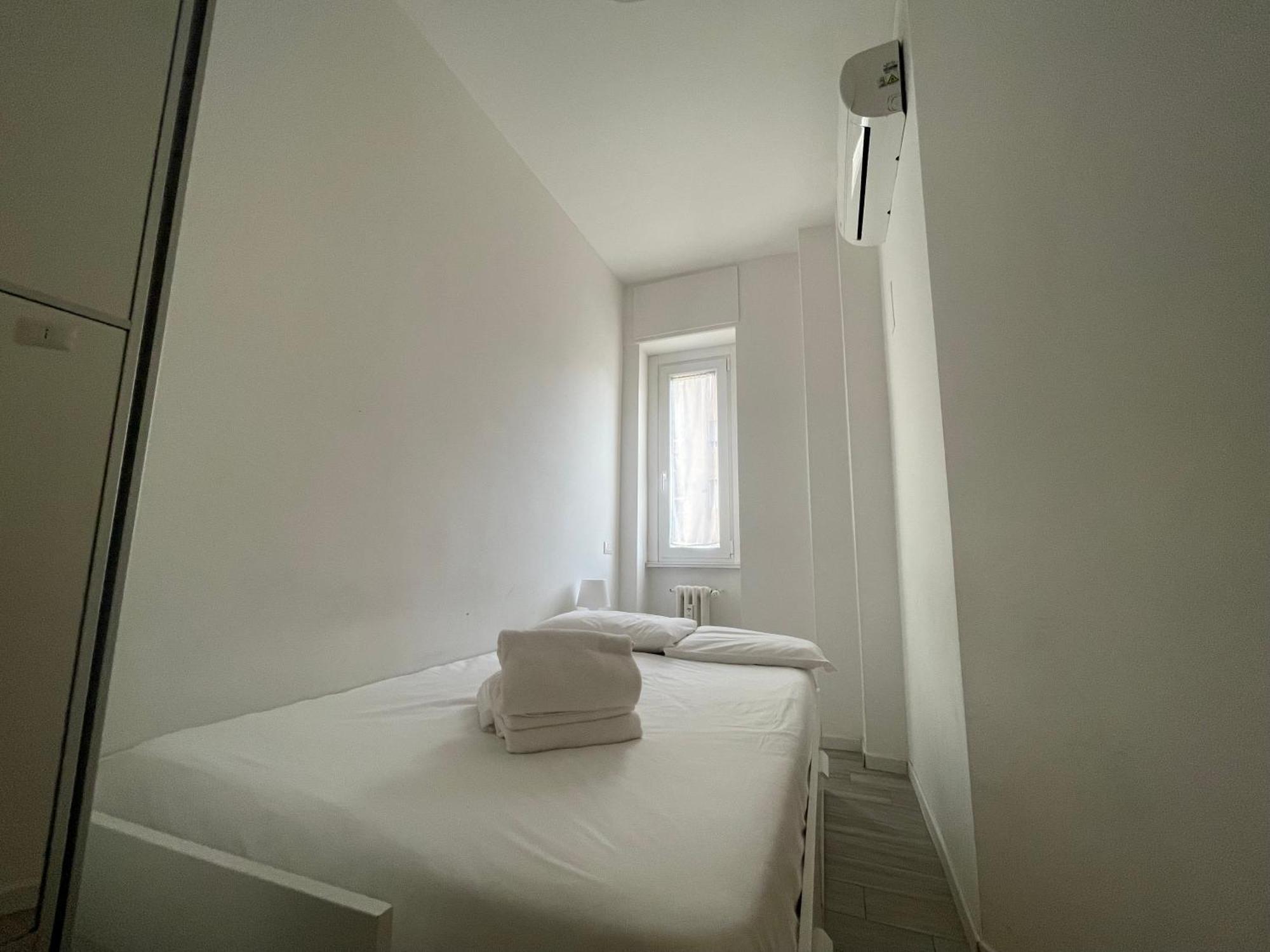 Gardone Apartment - Ampio Appartamento Con 2 Camere Da Letto - Comodo Per Duomo! Milano Eksteriør bilde
